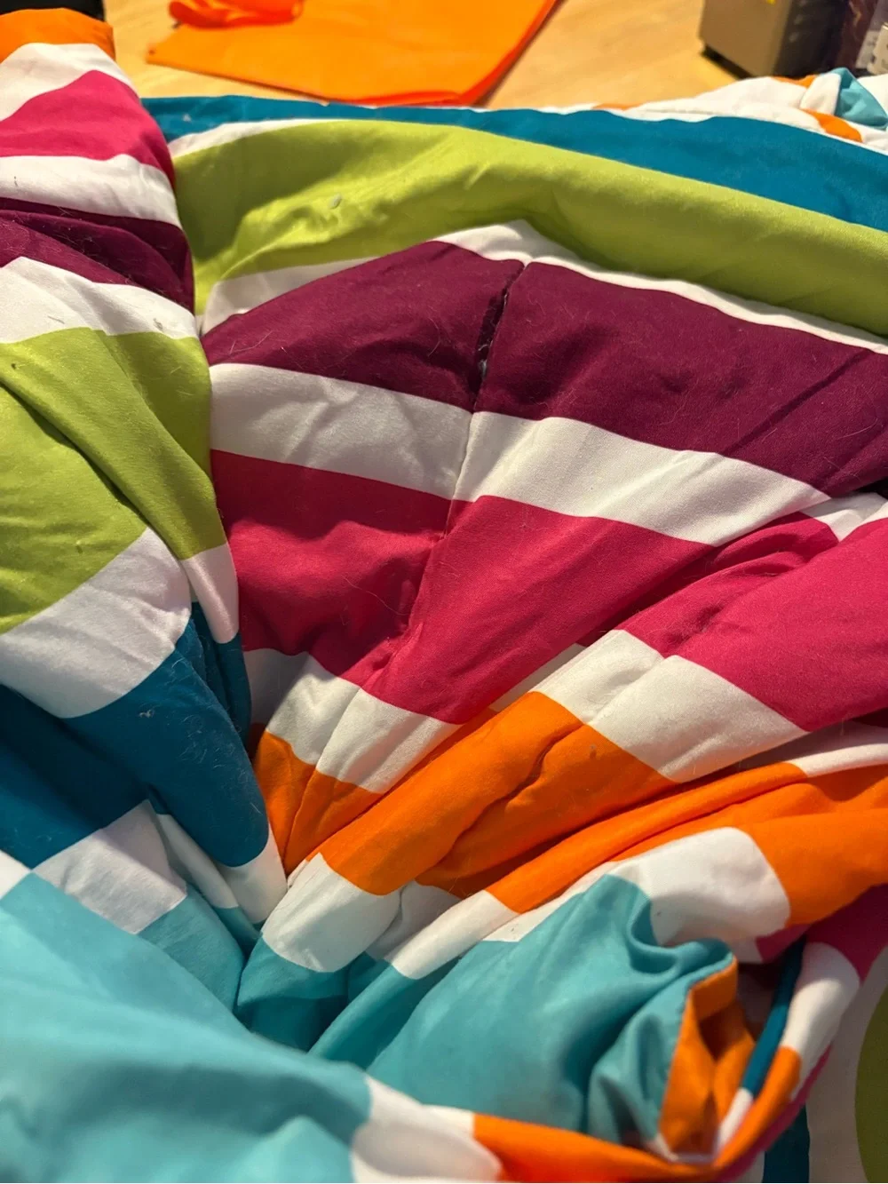 Xhilaration White Polka Dot Comforter with Multi Color Circle. Set of 2 $10 each